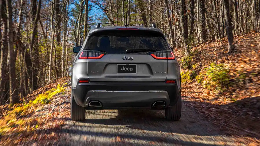 Jeep Cherokee vs Nissan Rogue