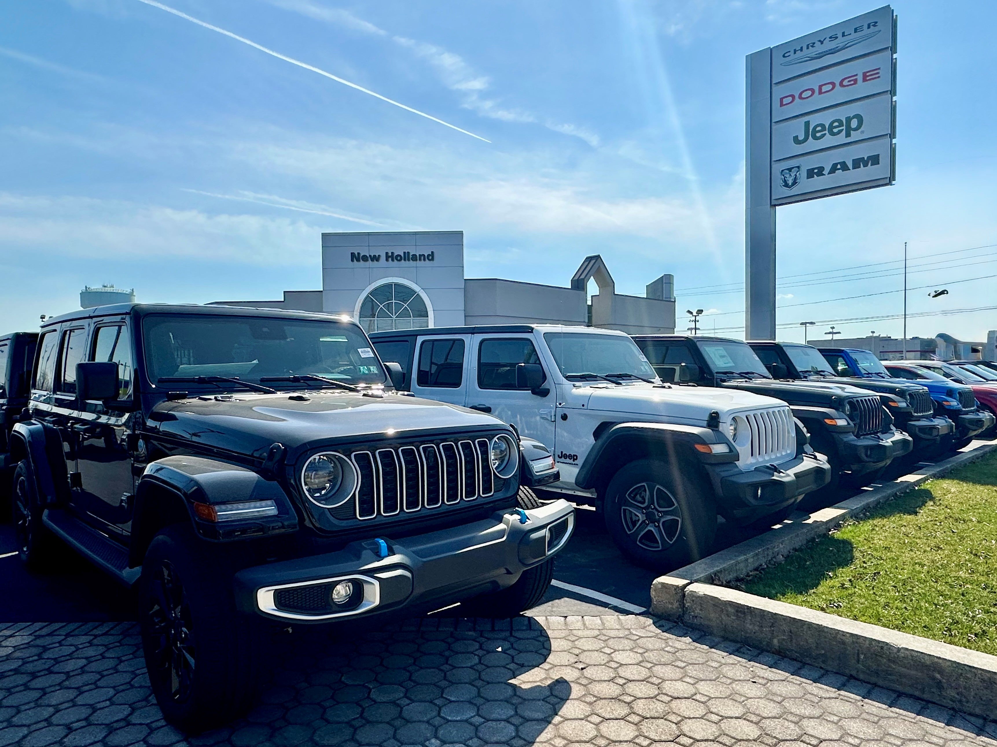 Welcome to New Holland Chrysler Dodge Jeep Ram